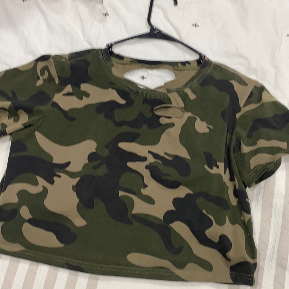 Never worn camo top